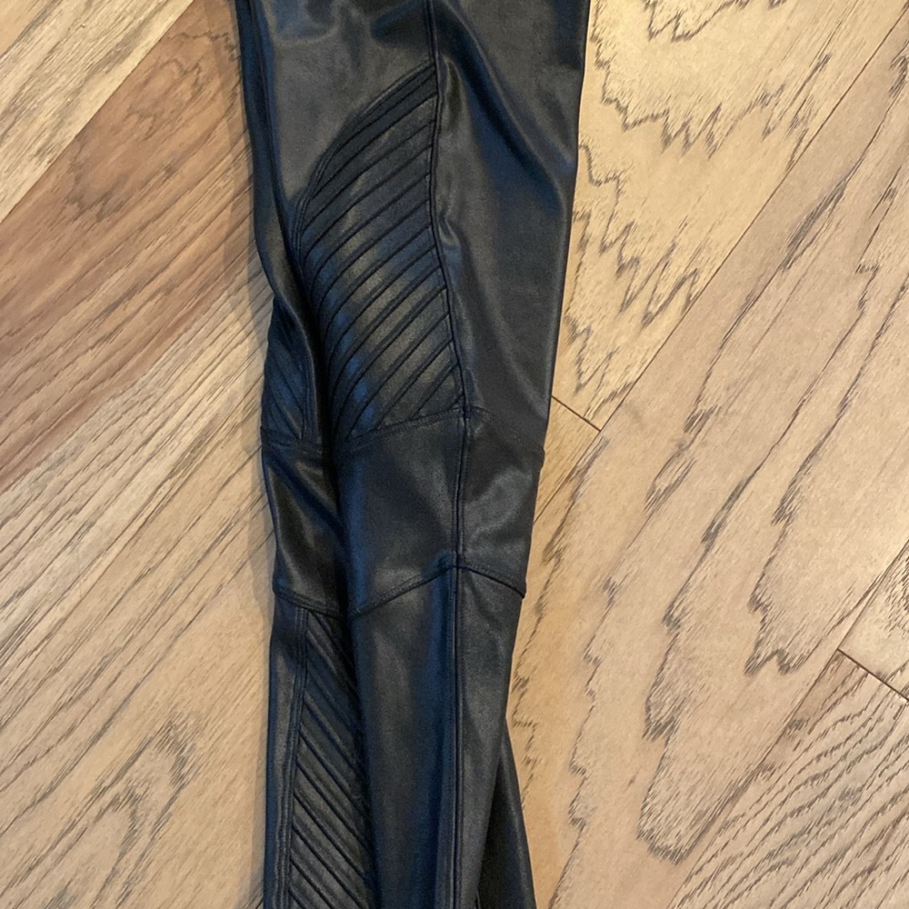 Spanx Faux Leather Moto Leggings - Picture 5 of 6